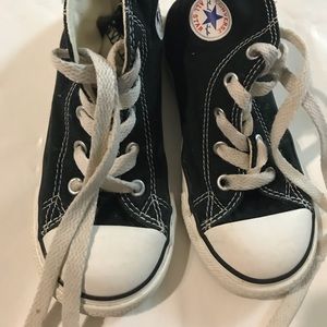 Size 9 Toddler Hi-Top Converse VGUC